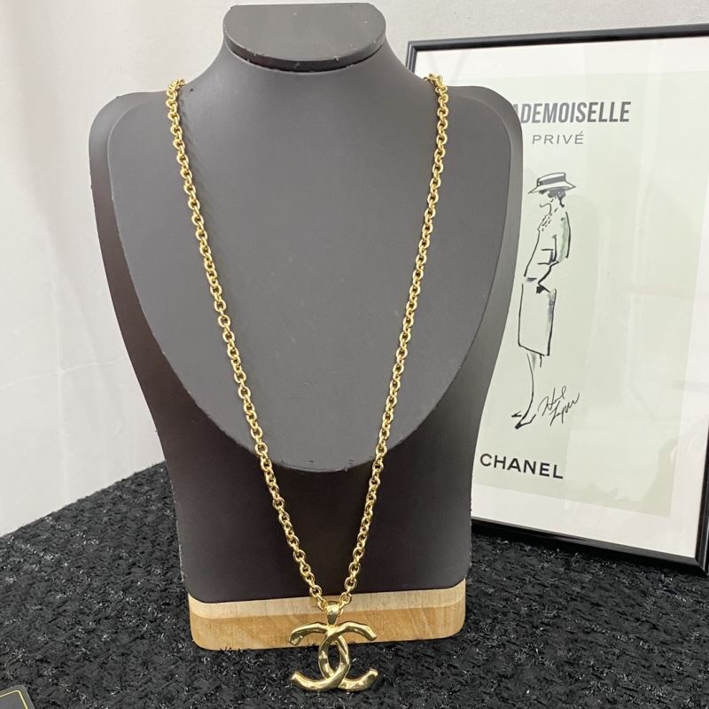 Ch*el necklaces